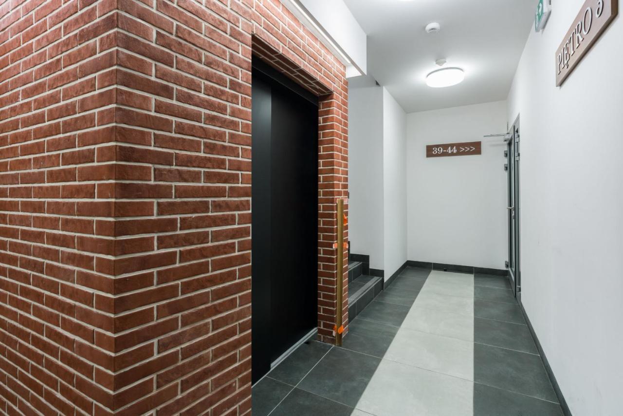 Bukowska 18 Apartments Mtp Poznan By Noclegi Renters Exterior foto